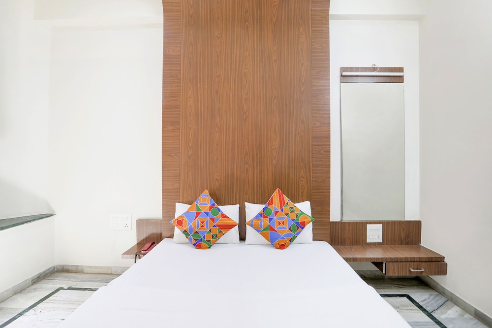 Fabhotel City Palace I