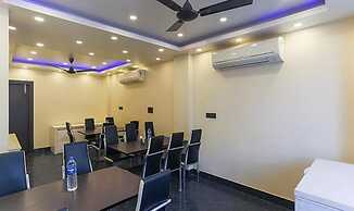 Fabhotel Aspiring Inn