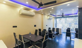 Fabhotel Aspiring Inn