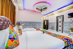 FabHotel Nest