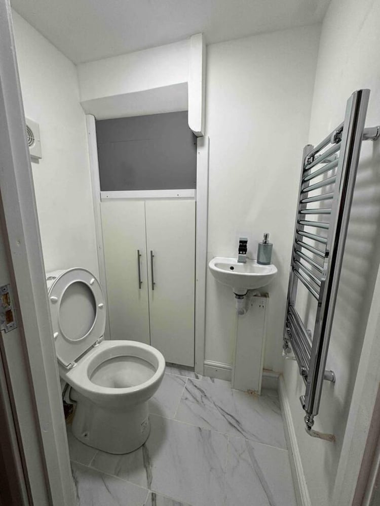 3-bed Home, Sleeps 8, Ideal for Large Groups