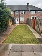 3-bed Home, Sleeps 8, Ideal for Large Groups