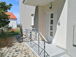 Cozy Sea View Apartments Cora 2