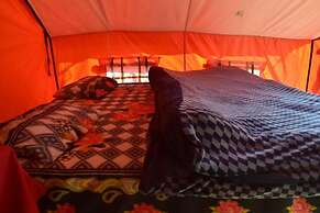 Grand Auli Camp