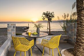 8MOONS BOUTIQUE APARTMENTS