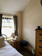 Glendale Guest House