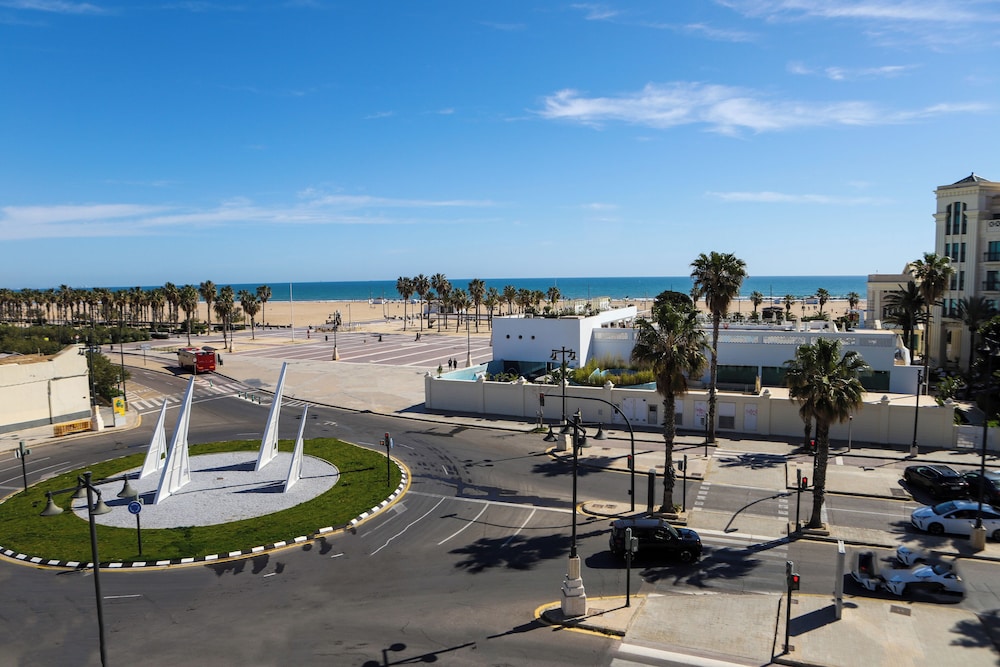Valencia Luxury - Malvarrosa Beach