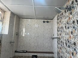 Avenue Suites