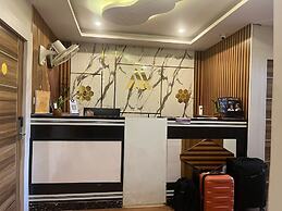 Avenue Suites
