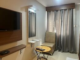 Avenue Suites