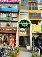 Avenue Suites