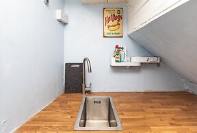Charming 1-bed Studio Annex,parking,kitchen,wifi