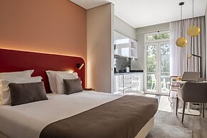 King David Suites 302 by Homie