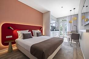 King David Suites 402 by Homie