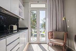 King David Suites 202 by Homie