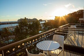 King David Suites 502 by Homie