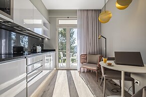 King David Suites 502 by Homie