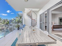 Drift Apartments