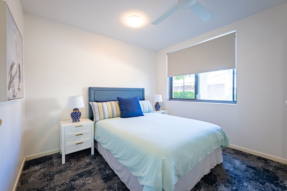 Drift Apartments