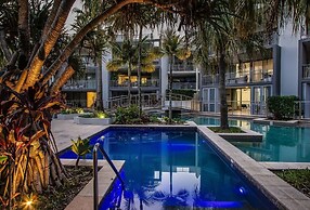 Drift Apartments