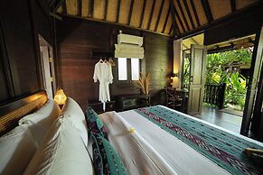Kayu Village