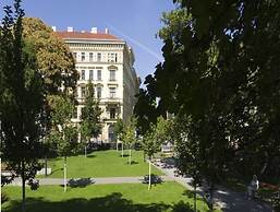 Apartment Rudolfsplatz Check in 15h to 22h Only