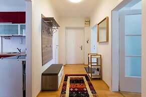 Apartment Rudolfspark Check in 15h to 22h Only