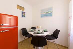 Apartment Rudolfspark Check in 15h to 22h Only