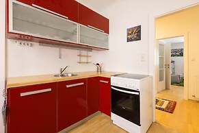 Apartment Rudolfspark Check in 15h to 22h Only