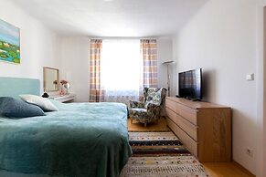 Apartment Rudolfspark Check in 15h to 22h Only