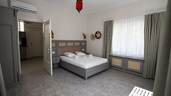 Ece Suit Büyükada