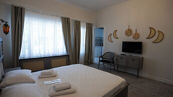 Ece Suit Büyükada