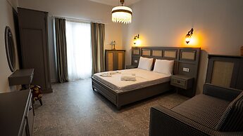 Ece Suit Büyükada