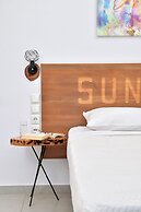 Sun Day Apts Free Airport Shuttle