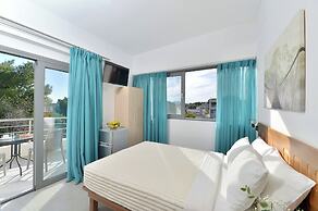 Sun Day Apts Free Airport Shuttle