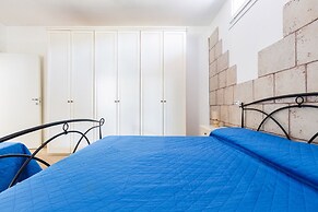 2317 Villa Rose by Barbarhouse