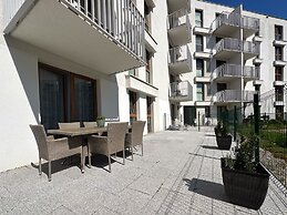 Aura 40 by Q4 Apartments