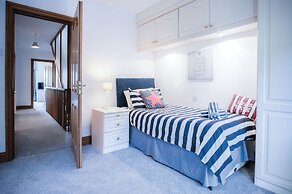 Beachways - 5 Bedroom Holiday Home - Saundersfoot