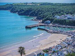 Beachways - 5 Bedroom Holiday Home - Saundersfoot