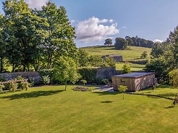 The Gardener's Retreat