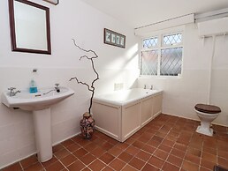 Old Roost Farmhouse