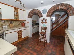 Old Roost Farmhouse