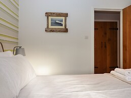 Waterland Farmhouse