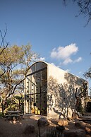 CASA DOM by HOLT