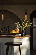 CASA DOM by HOLT