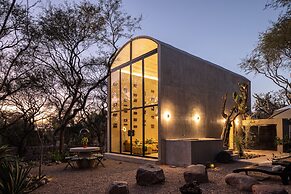 CASA DOM by HOLT