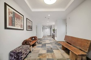 Harrison Lake Pets Welcome 3BR Suite