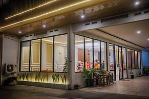 Lucky Hotel Purwodadi