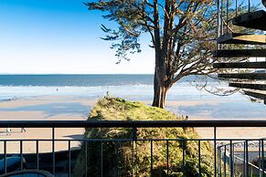 Life s a Beach - Direct Beach Access Sea Views