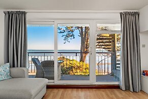 Life s a Beach - Direct Beach Access Sea Views
